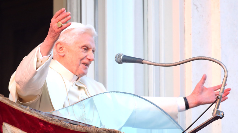 Pope Emeritus Benedict XVI at podium in 2013
