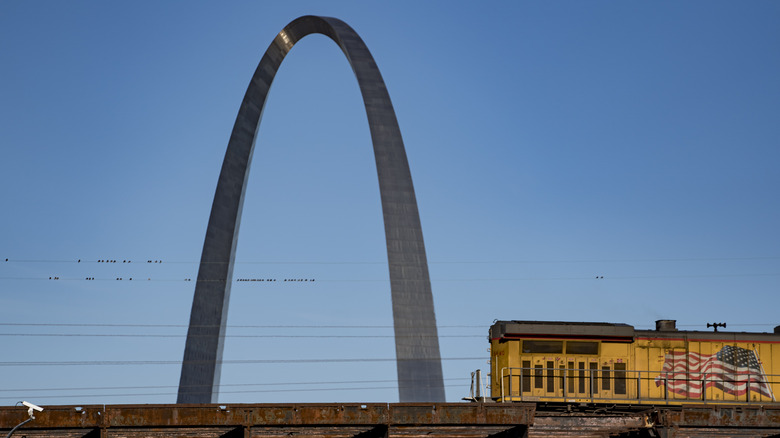 The Arch as background