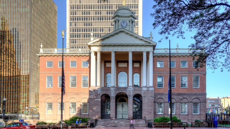 Old Hartford courthouse