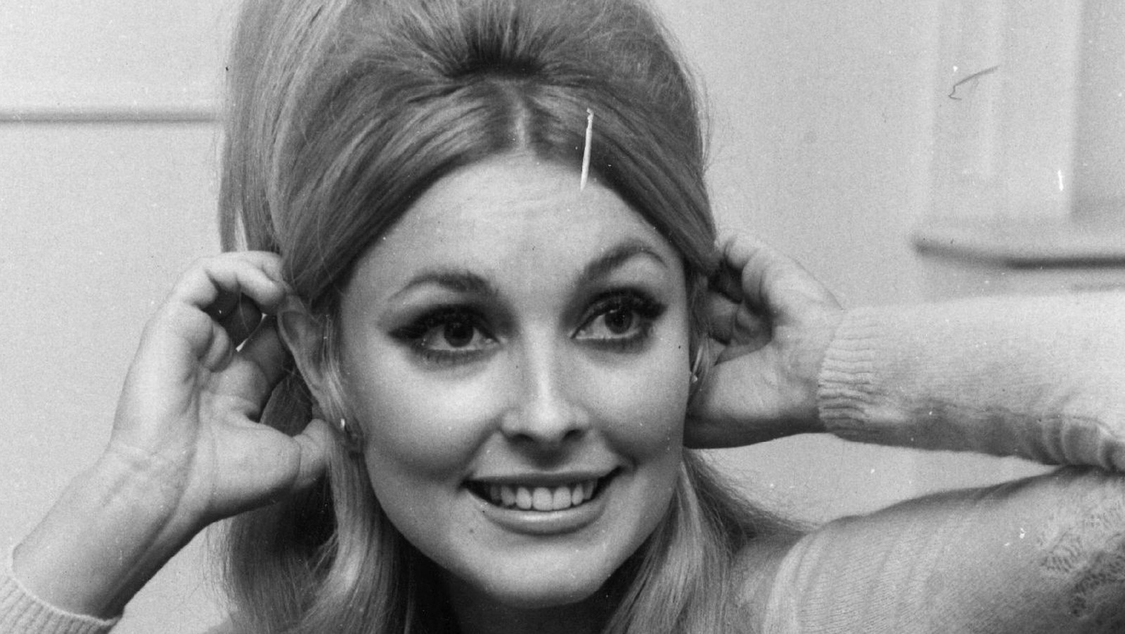 How This Sharon Tate Film Led To A Stuntmans Death 