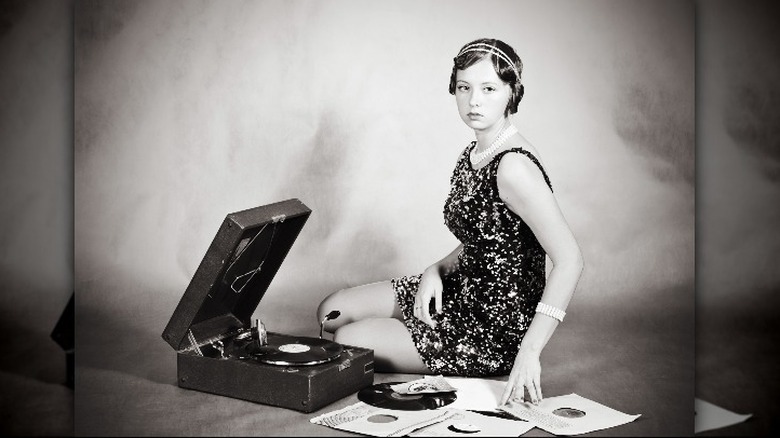 woman with gramophone
