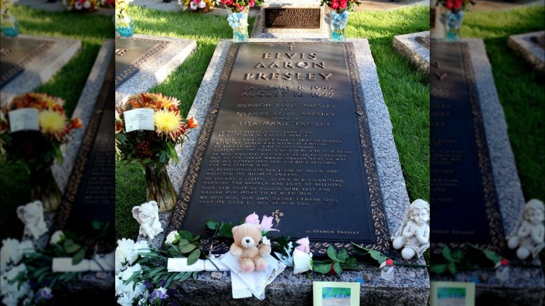 Elvis Presley gravesite