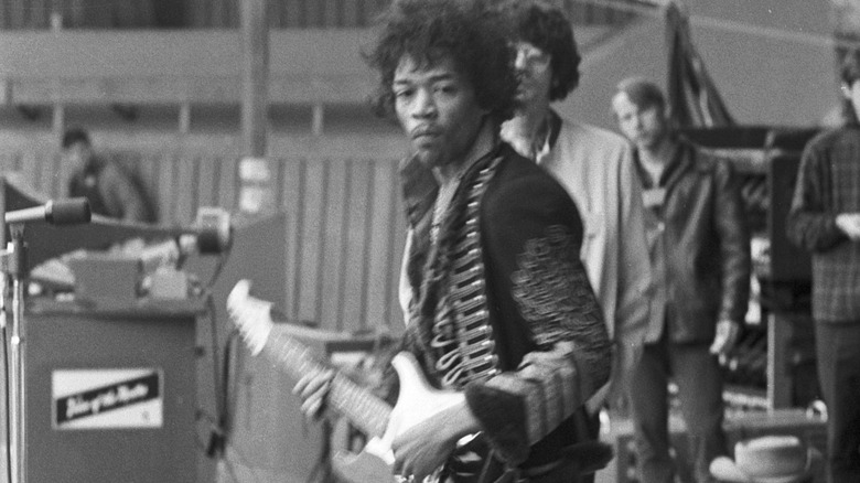 Hendrix playing guitar
