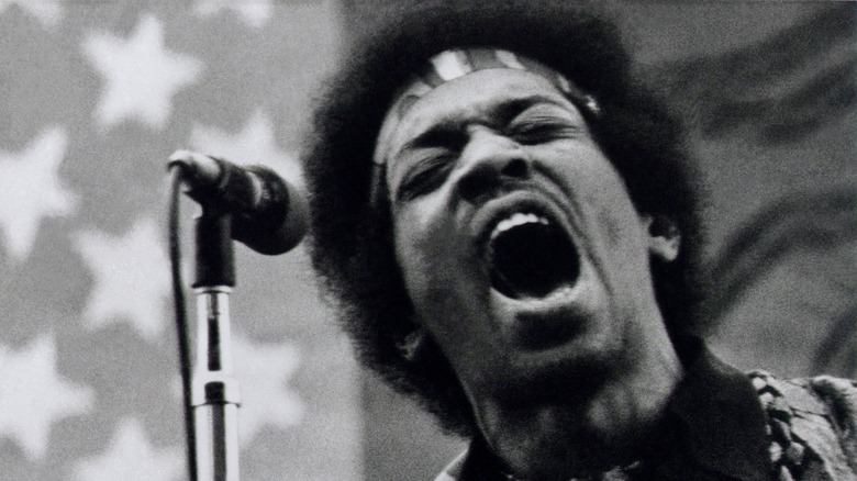 Hendrix performing live