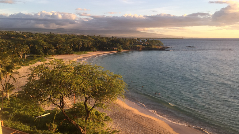 Mauna Kea Bay