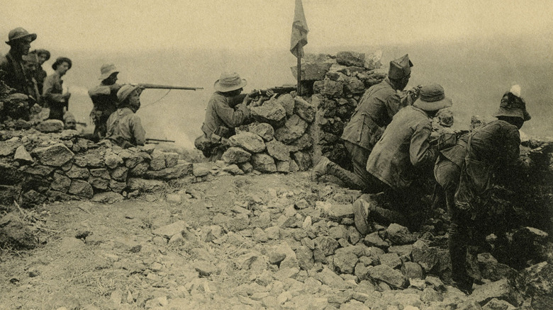 Spanish forces during the Rif War in bunker