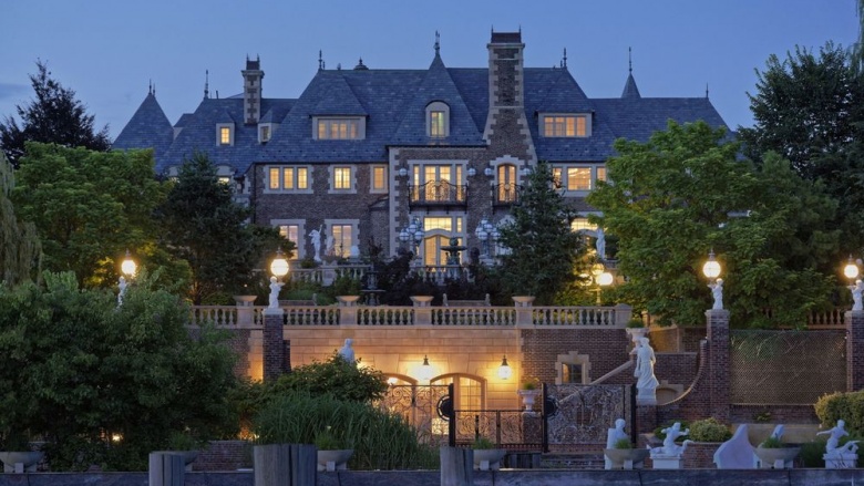 Insane Mansions You're Going To Want For Yourself