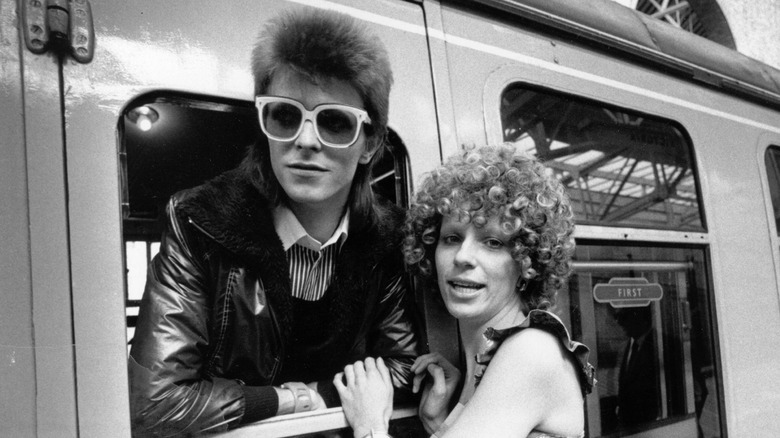 Angie David Bowie train