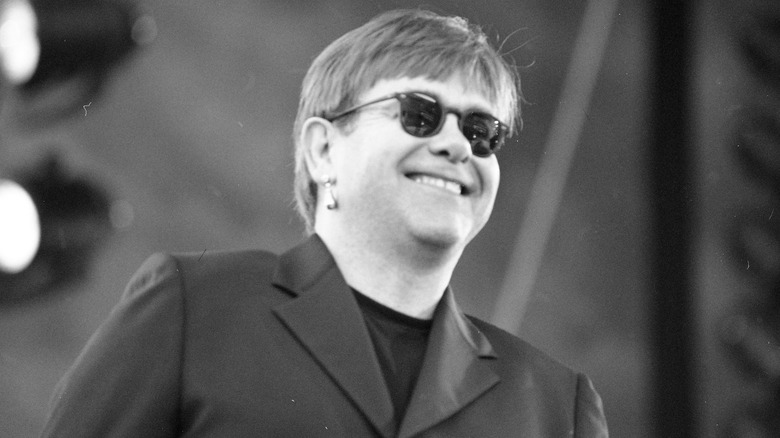 elton john on stage in 1998