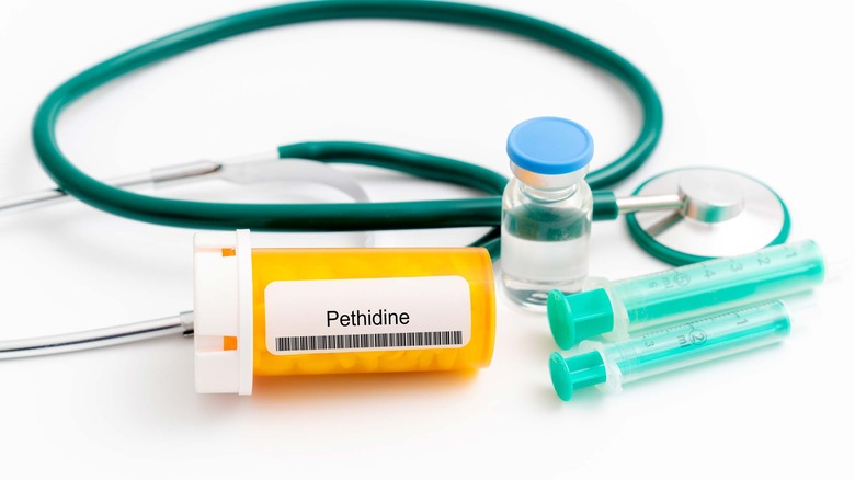 Image of pethidine, medical equipment