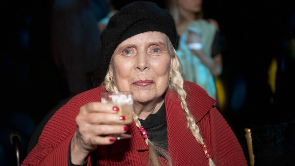 Joni Mitchell toasts