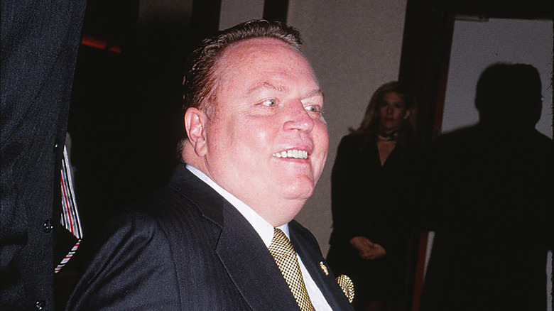 larry flynt smiling looking to side