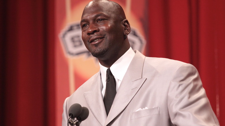 Michael Jordan speaks at HOF induction