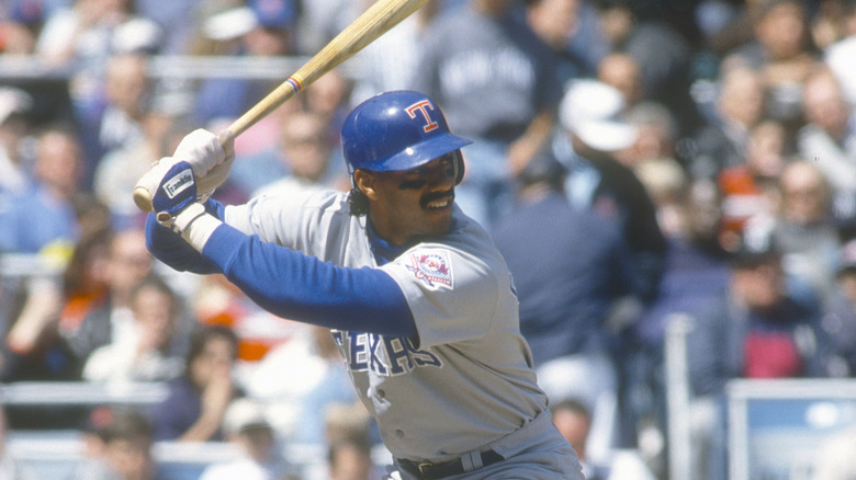 Juan Gonzalez at bat