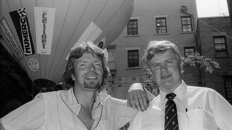 Branson and Lindstrand with balloon