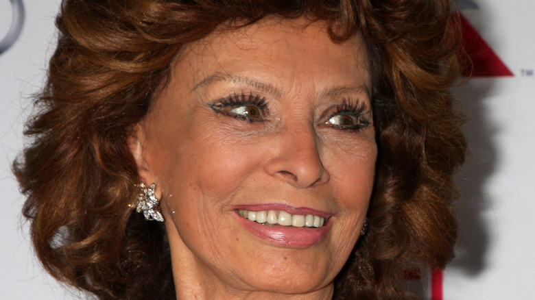 A smiling Sophia Loren