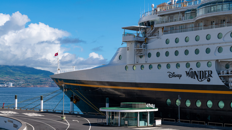 Disney Wonder ship