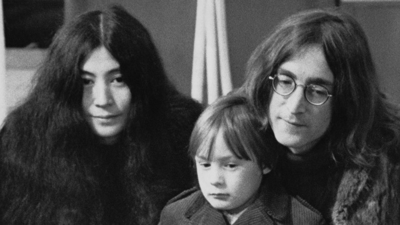 Yoko Ono, Julian Lennon, John Lennon