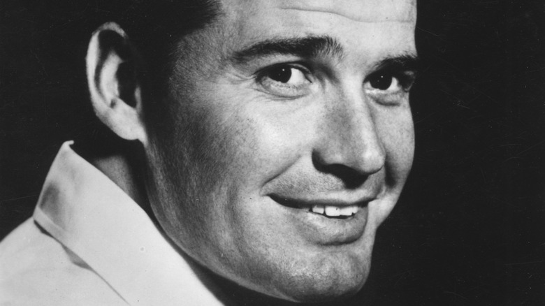 a young James Garner 