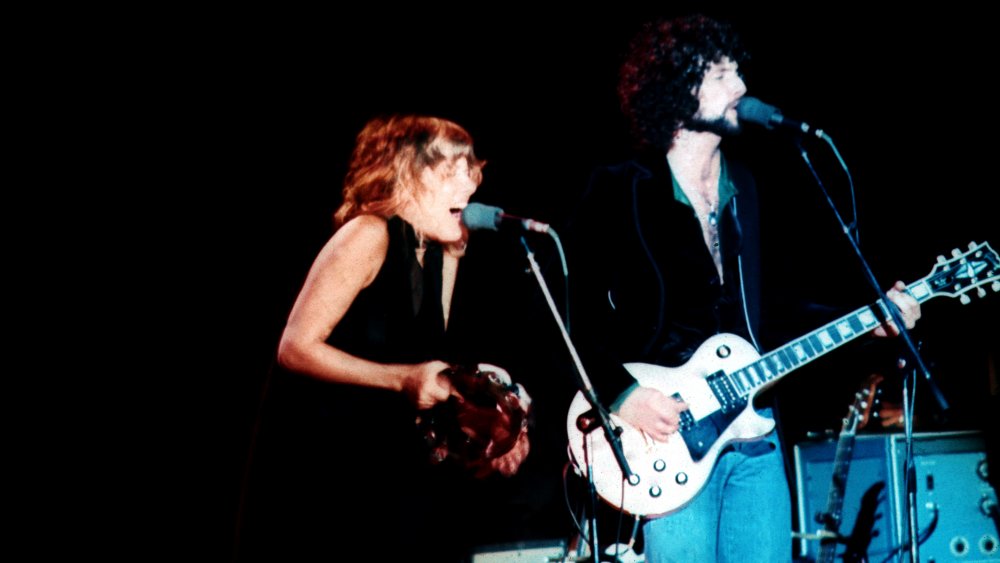 Nicks and Buckingham performing in Fleetwood Mac