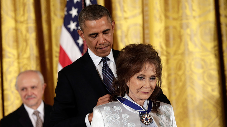 Obama awards Medal of Honor