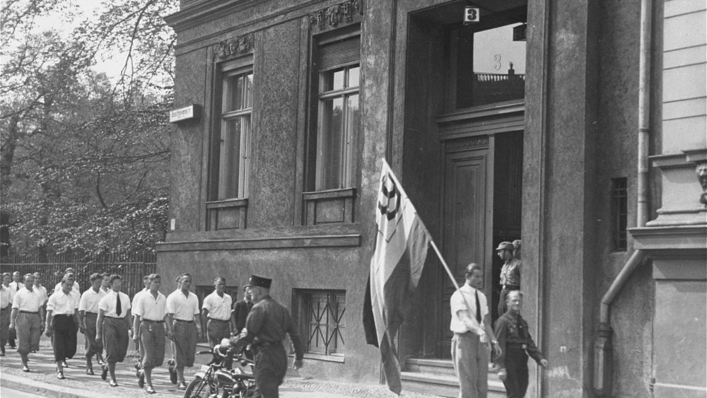 Nazi party parade in front of the Institute for Sexual Research in Berlin