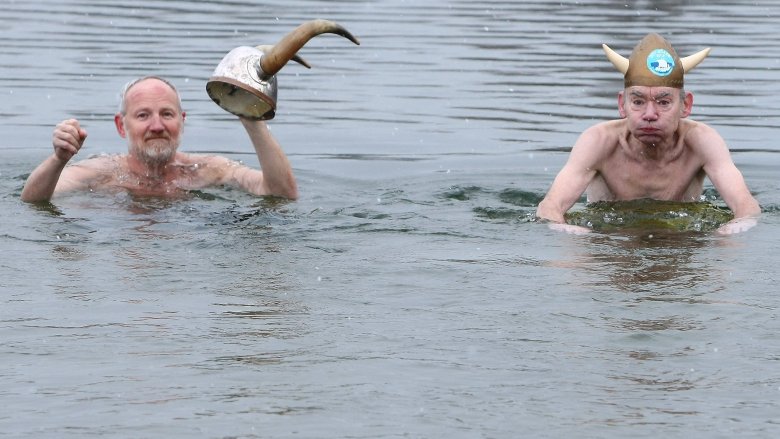 Swimming vikings