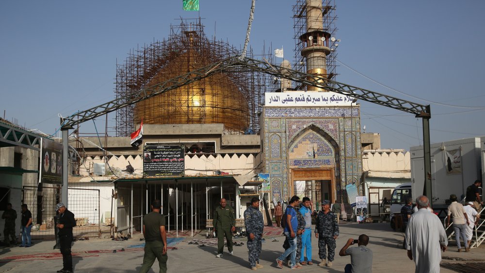 The al-﻿Askari mosque in 2015, still undergoing renovations.