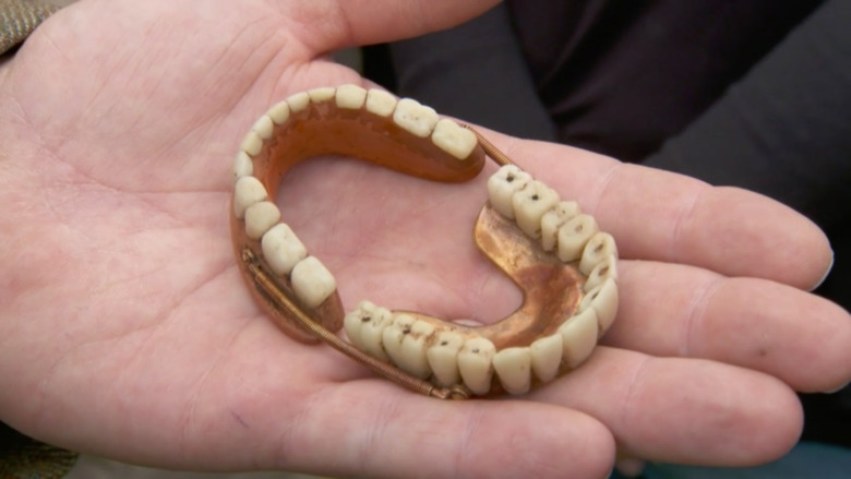 false teeth Antiques Roadshow