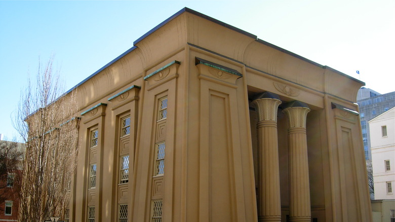 Virginia Commonwealth University's Egyptian building