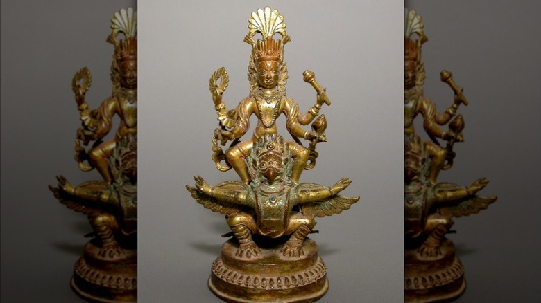 vishnu statue