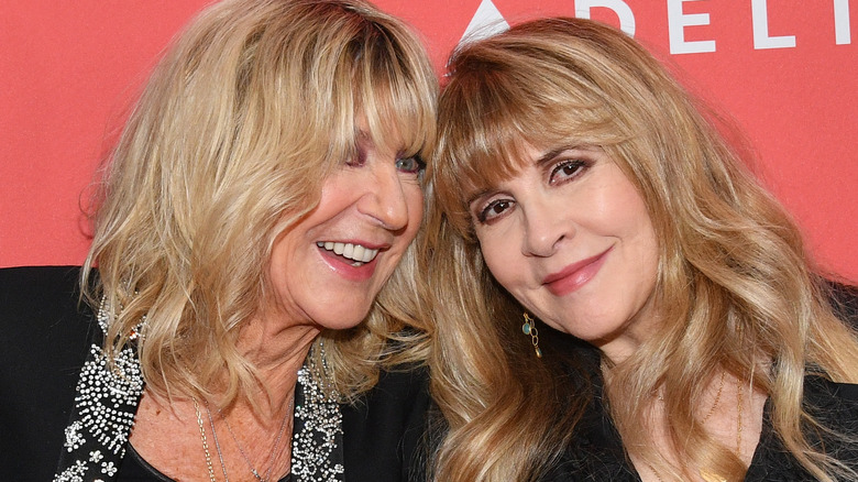 Christine McVie Stevie Nicks smiling