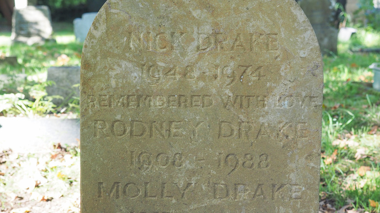 nick drake's gravestone