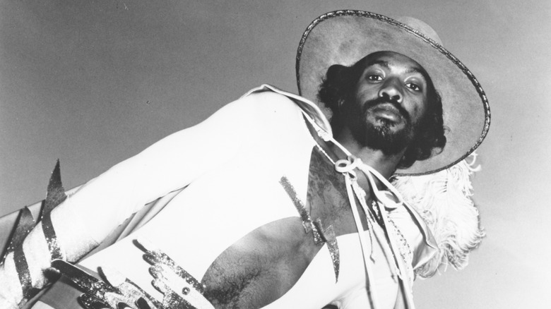 Eddie Hazel posing in a wide-brimmed hat