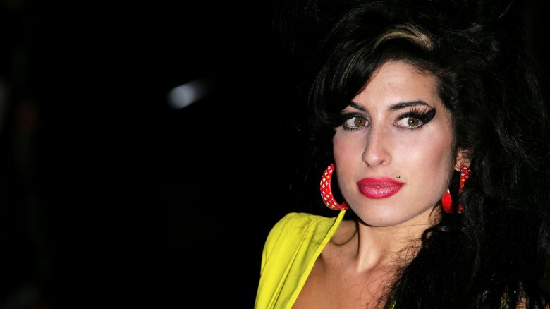 Amy Winehouse smiling