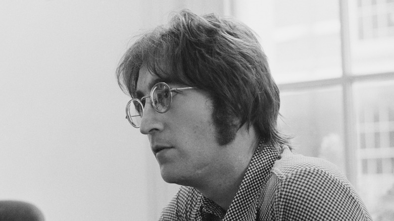 John Lennon round glasses