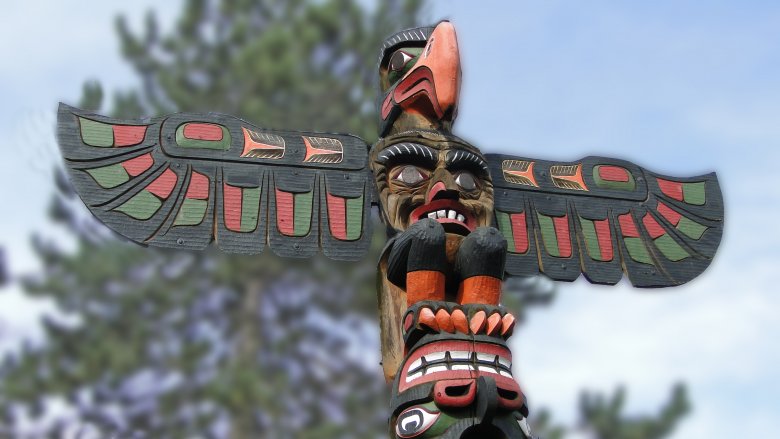 thunderbird totem