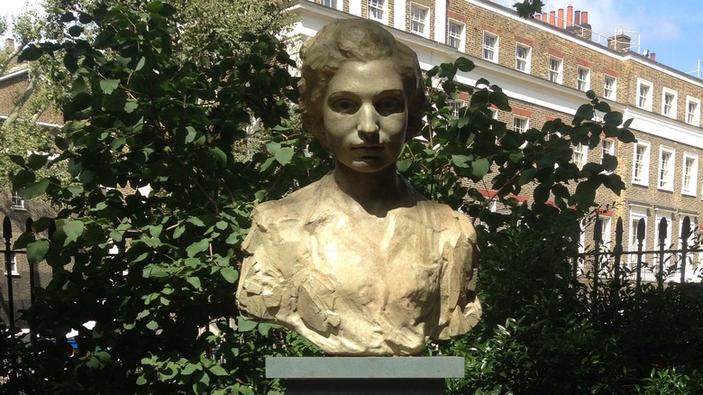A statue of Noor Inayat Khan in London