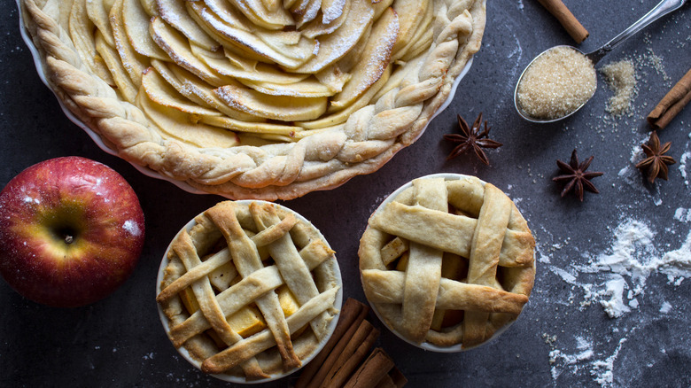 homemade apple pie