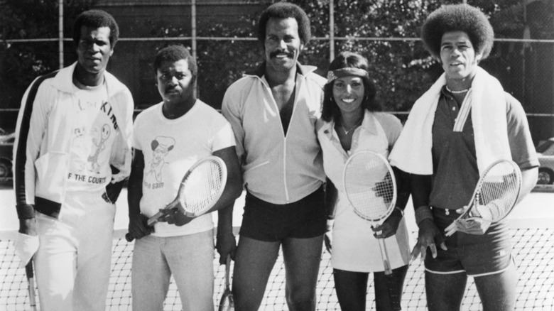 Pam Grier: tennis with friends