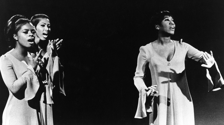 Patti LaBelle performing with Bluebells 