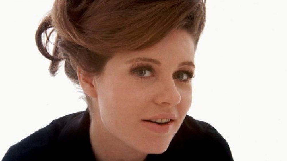 Patty Duke with teased hair