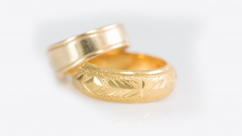 gold rings