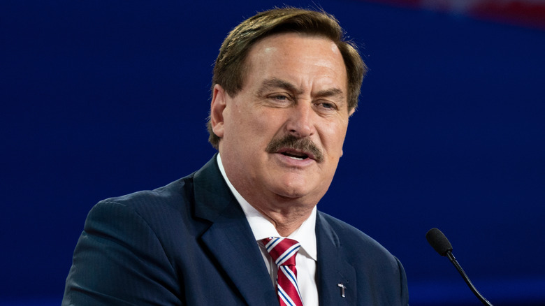 mike lindell speaking at event