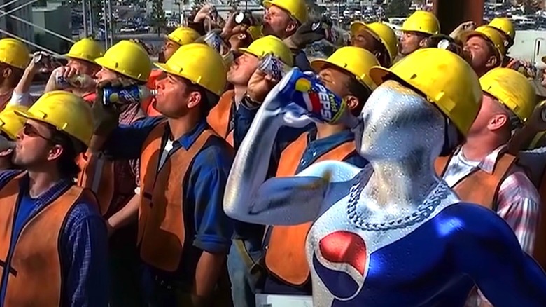 Pepsiman construction workers drinking Pepsi