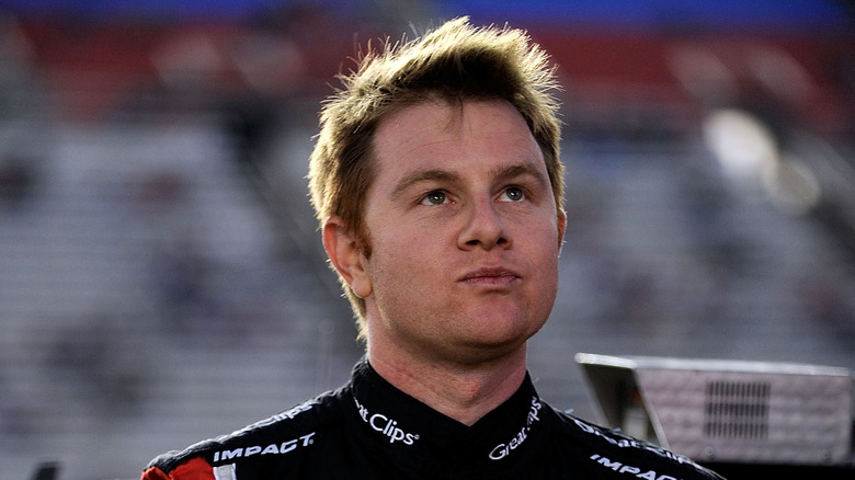 Jason Leffler looking at finishing board