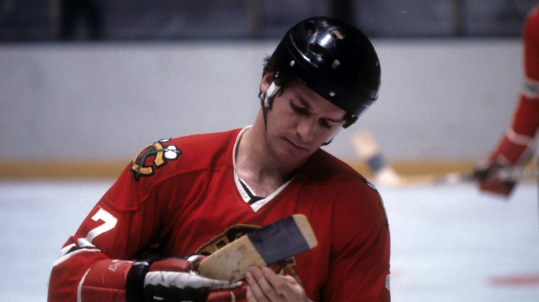 Pit Martin in uniform on ice