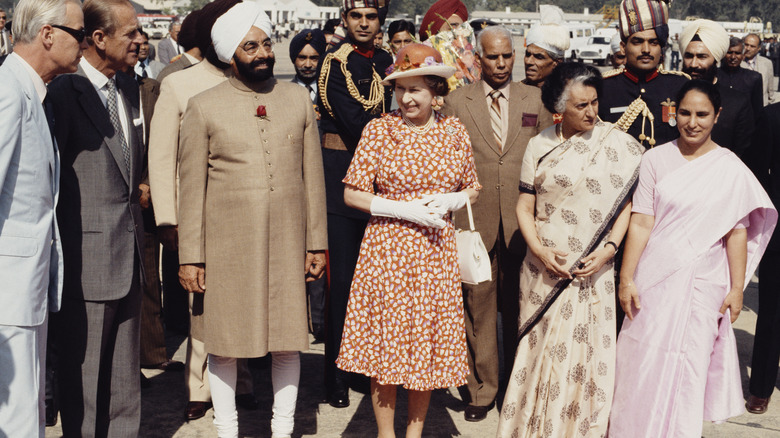 Elizabeth visits India