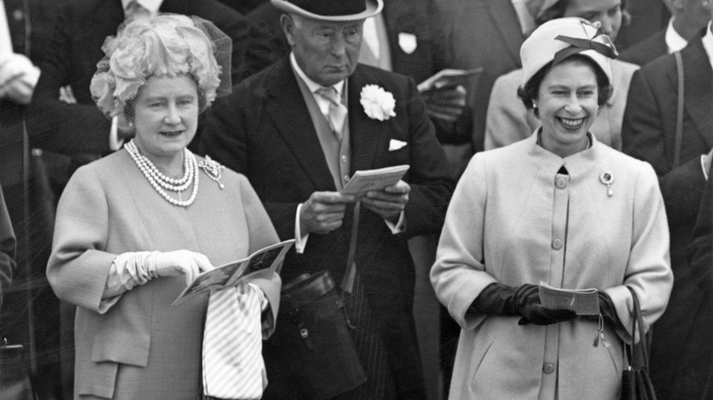 queen elizabeth and her mother