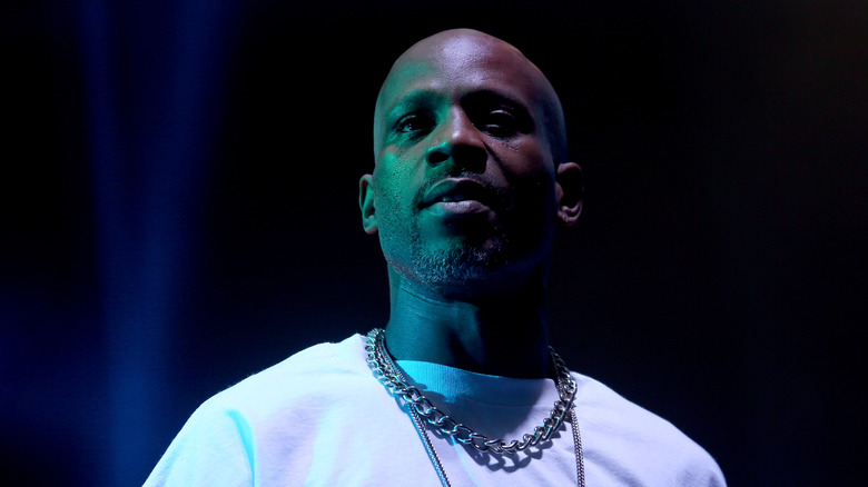 DMX white shirt chain